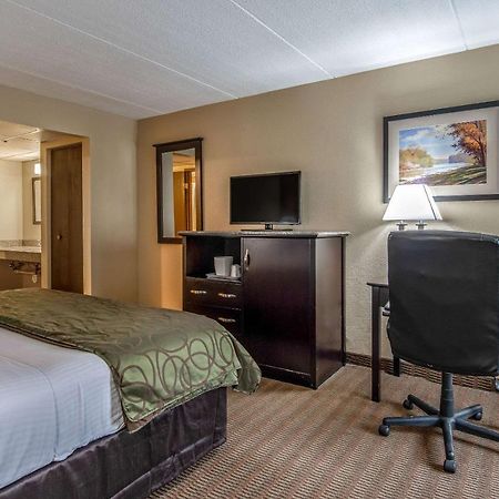 Quality Inn Tully I-81 Екстер'єр фото