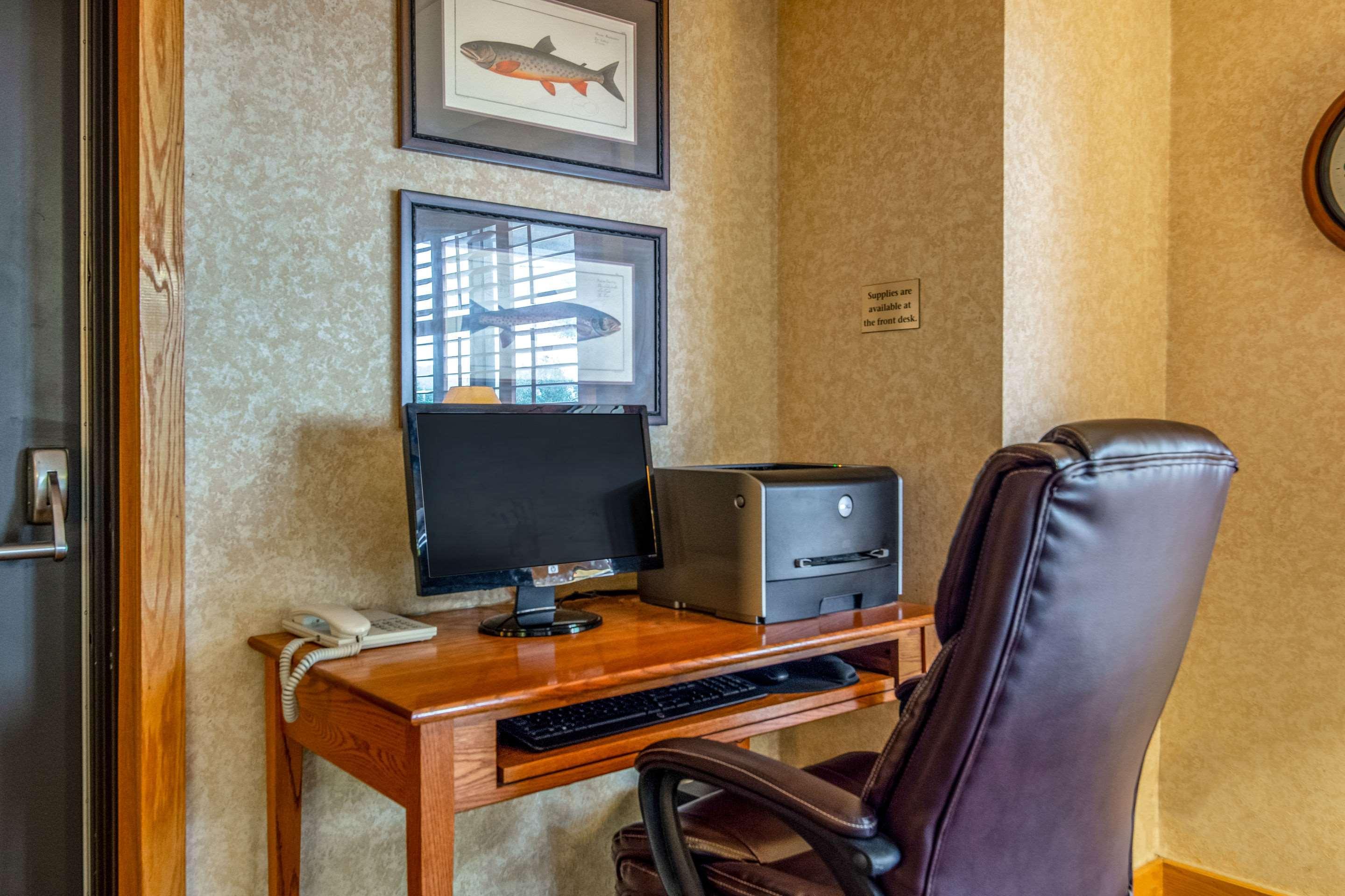 Quality Inn Tully I-81 Екстер'єр фото